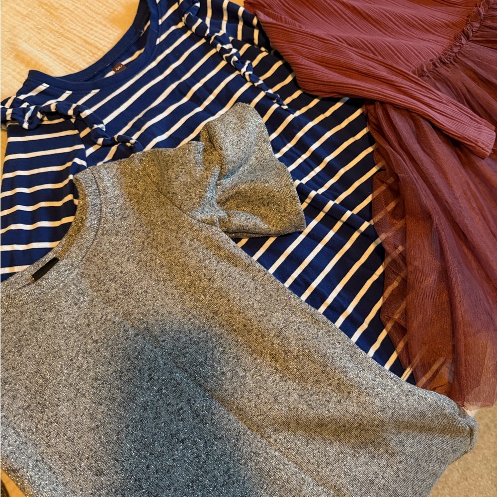 4T Dress Bundle - Picture 2 of 4